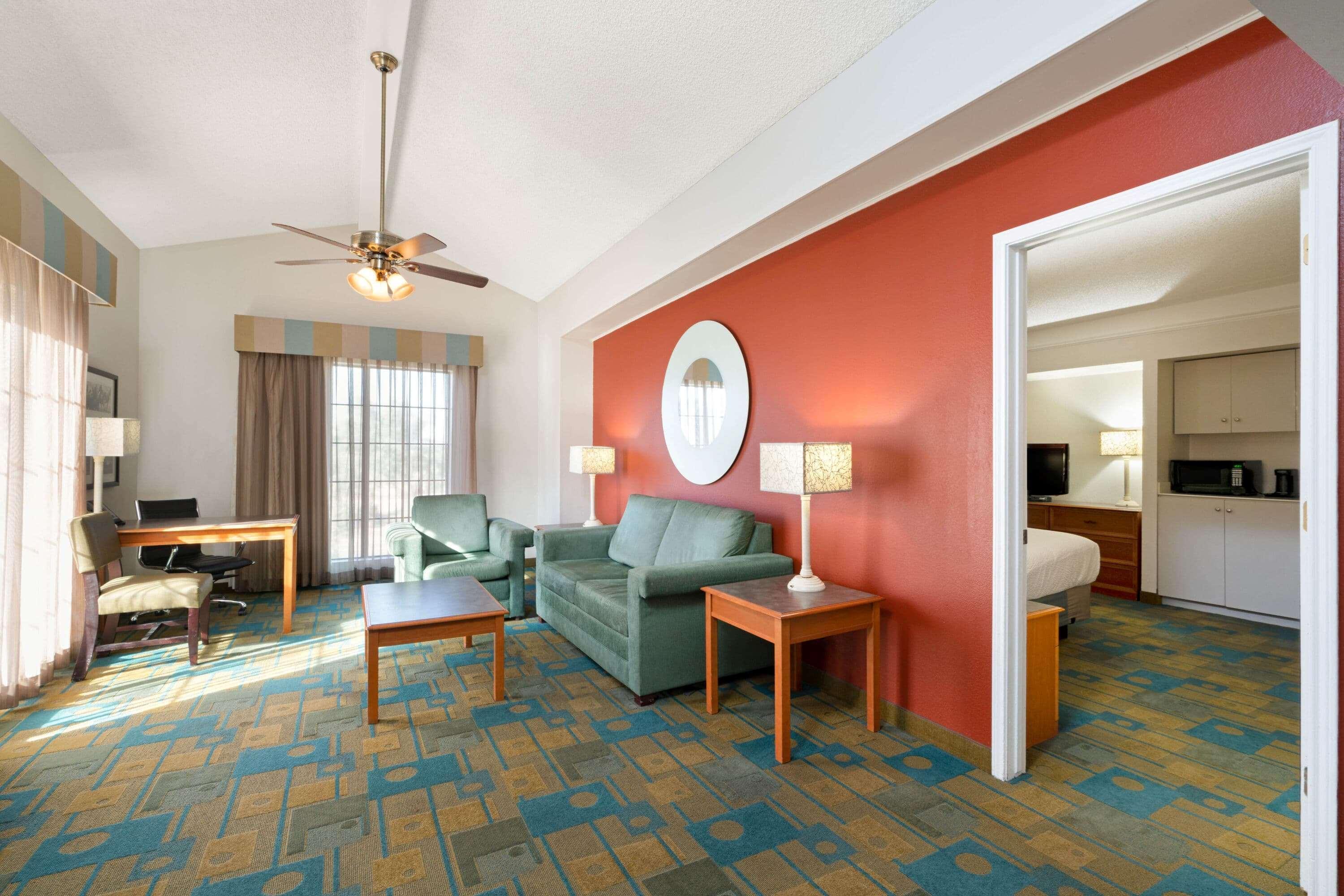 La Quinta Inn By Wyndham Phoenix Sky Harbor Airport Tempe Exteriör bild