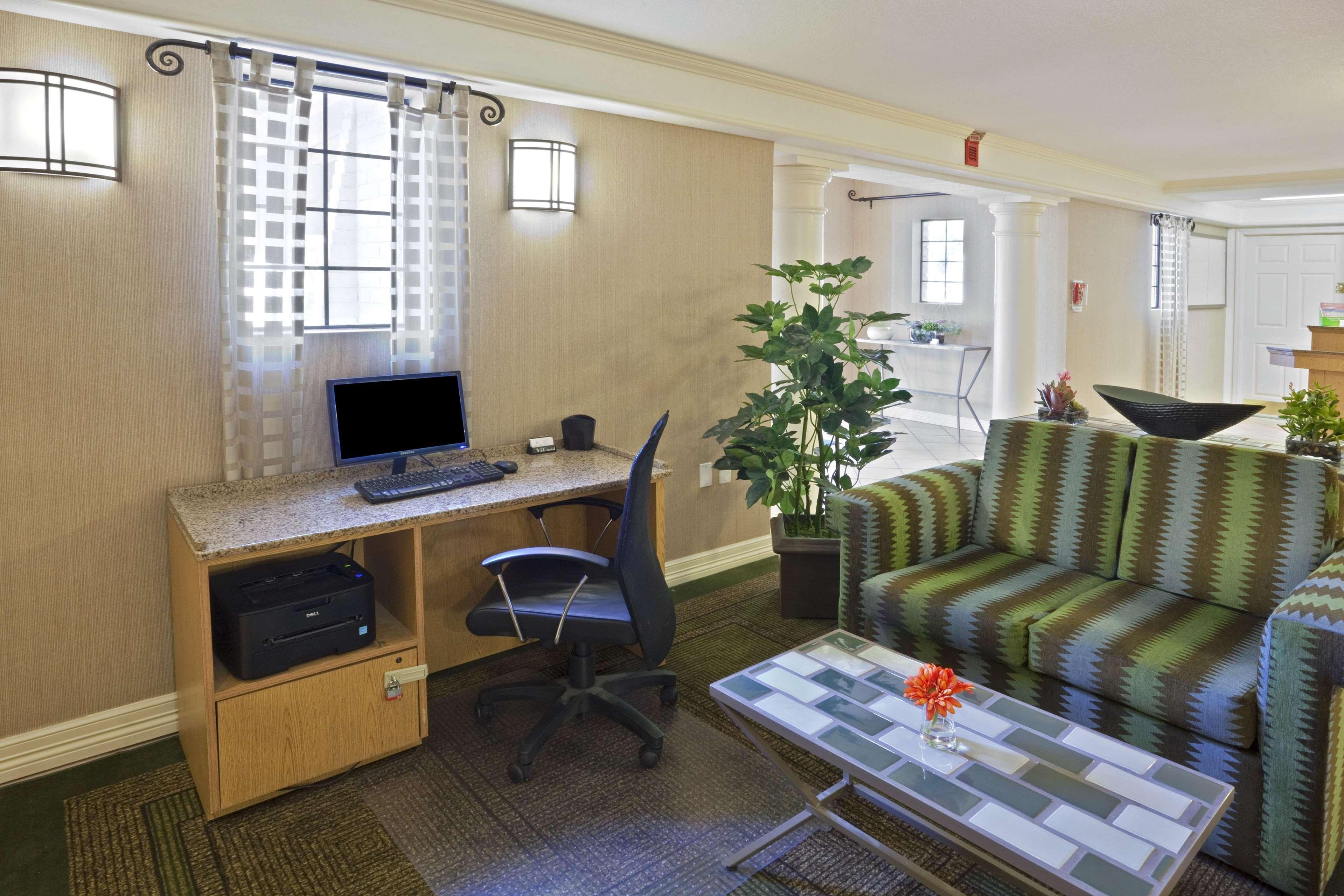 La Quinta Inn By Wyndham Phoenix Sky Harbor Airport Tempe Exteriör bild