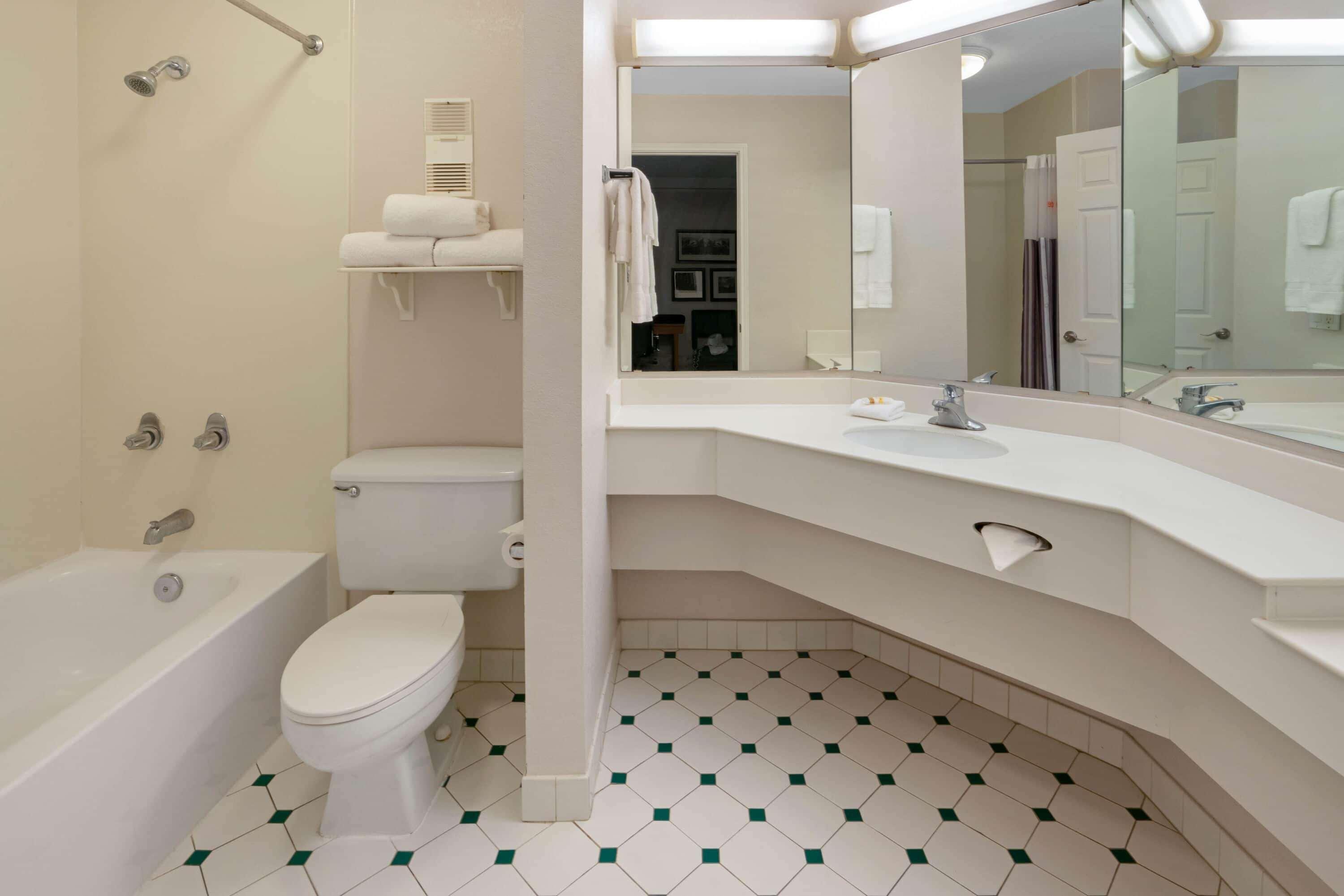 La Quinta Inn By Wyndham Phoenix Sky Harbor Airport Tempe Exteriör bild