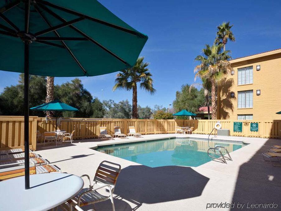 La Quinta Inn By Wyndham Phoenix Sky Harbor Airport Tempe Exteriör bild